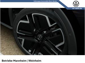 Volkswagen T-Roc R-Line 1.5 l eTSI DSG NAVI HeadUp LED 19"