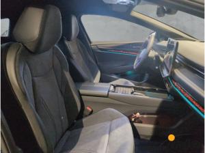 Volkswagen ID.7 Tourer Pro 77 kWh WÄRMEPUMPE+AHK+21''+MATRIX