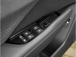 Audi Q3 Sportback 	 2 x S line ACC LED+ TechPlus Pano virtual