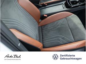 Volkswagen ID.4 Pro Performance, Panoramadach, Navi, LED-Matrix, Rückfahrkamera