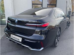 BMW i7 xDrive60 M Sport || Massage B&W TheatreScreen UPE:192.000,-EUR