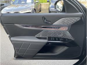 BMW i7 xDrive60 M Sport || Massage B&W TheatreScreen UPE:192.000,-EUR