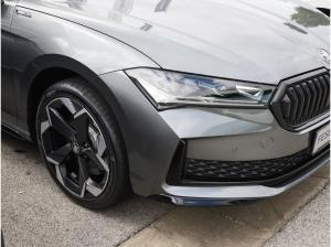 Skoda Superb Combi 2.0 TDI 4x4 Sportline DSG AHK Navi