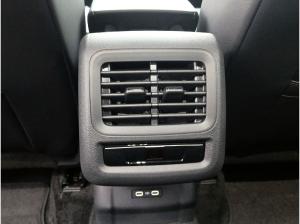 Volkswagen T-Roc R-Line 1.5 l eTSI KAMERA+NAVI+IQ.LIGHT+BLACK STYLE *SOFORT VERFÜGBAR*