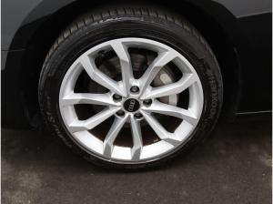 Audi A4 Avant 40 TDI S-tronic / Navi+, LED, RFK, ACC