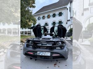 McLaren 720S Performance