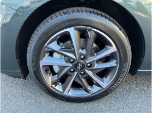 Hyundai i30 cw 1.5 T-GDI Advantage LED+Navi+SHZ+2xKlima