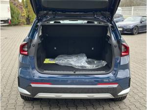 BMW iX1 xDrive30 xLine DAB LED Komfortzg. Shz