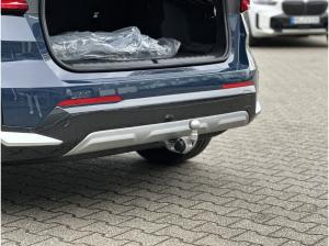 BMW iX1 xDrive30 xLine DAB LED Komfortzg. Shz