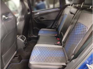 Volkswagen Tiguan 2.0 TSI DSG 4M. Akrapovic Harman Kardon Black Style Pano Navi FrontAssist IQ.Light DAB+