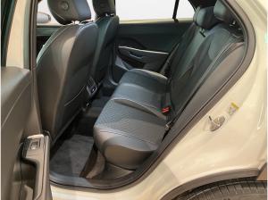 Volkswagen T-Roc 1.5 eTSI DSG R-Line