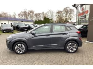 Hyundai KONA Elektro MY21 SELECT-Paket inkl. 11kW OBC 39,2 kWh 2WD