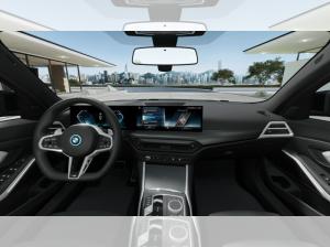 BMW 330 330e Touring Hybrid M-SPORT *0,25% Versteuerung + 22% Rabatt*