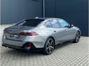 BMW i5 xDrive40 Limo. M-PRO *0,25% Versteuerung und sehr gute Konditionen ZUSCHNAPPEN*