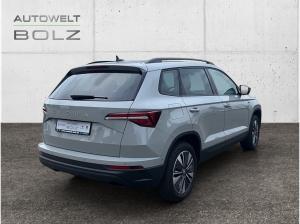 Skoda Karoq Tour 1.5 TSI AHK PANO NAVI LED JAHRESWAGEN