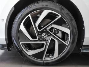 Volkswagen ID.7 Tourer Pro Panodach AHK Winterräder