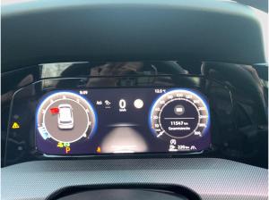 Volkswagen Golf VIII Lim. 2.0 TSI - R 4Motion Black Edition