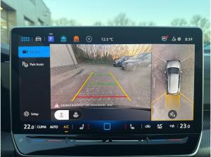 Volkswagen Golf VIII Lim. 2.0 TSI - R 4Motion Black Edition