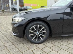 BMW 318 318d Touring 23% Innov. Comfortpaket, AHK, ACC uvm.