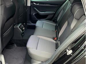 Skoda Octavia 2.0 TDI DSG *Selection* Full-Service inkl. Winterräder !! SOFORT VERFÜGBAR !!