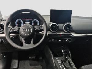 Audi Q2 35 TFSI MATRIX Virtual Kamera Navi+