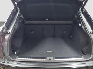 Audi Q3 1.5 TFSI S line MATRIX Virtual Kamera Keyless