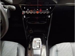 Peugeot 2008 1.2 136 Allure SICHT | NAVI | ALLWETTER