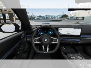 BMW i5 xDrive40 Touring ab 08/2026 als Vorführwagen!
