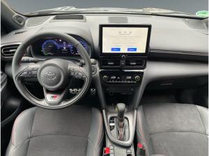 Toyota Yaris Cross GR Sport +18 Zoll+el.Heckkl.+Lager