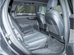 Audi Q7 S line 50 TDI quattro