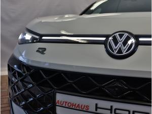 Volkswagen T-Roc R-Line 1.5 l eTSI DSG+BLACKSTYLE+MATRIX+ACC+20"ALU