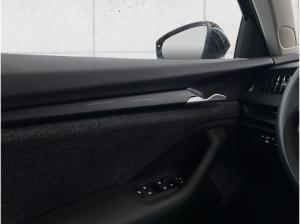 Skoda Superb 2.0 TDI Essence SHZ KAMERA NAVI ACC LED