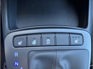 Hyundai i10 1.0 AMT Trend NAVI/PDC/ALU/KLIMA/SH/LKRHZ