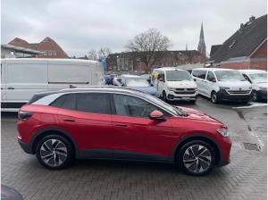 Volkswagen ID.4 Pure Panoramadach Wärmep. SideAssist ACC 19Zoll