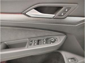 Volkswagen Golf VIII GTE 1.5 TSI DSG eHybrid BLACKSTYLE HUD