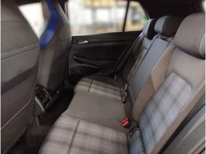 Volkswagen Golf VIII GTE 1.5 TSI DSG eHybrid BLACKSTYLE HUD