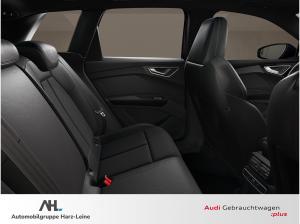 Audi Q4 e-tron S line LED Navi ACC Pano HuD AHK Wärmepumpe