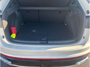 Volkswagen Taigo 1.0TSI DSG R-Line AHK+GJR+NAVI+SHZ+APP++