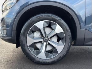 Volvo XC40 B3 Benzin Core 19'' ACC LED Rückfahrkam. DAB SHZ LenkradHZG