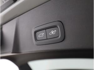 Volvo XC40 B3/Plus/ Black Edition/ Vapour Grey/ 360 grad/ SOFORT!