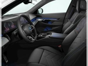 BMW i5 eDrive40 M Sportpaket *NEUJAHRSAKTION*