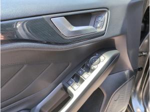 Ford Focus 2.3 EcoBoost ST 5-türig Bluetooth Navi LED