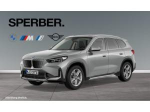 BMW iX1 eDr.20,  xLine,Premium Pkt.,AHK,Aktivsitz,Panoramadach,uvm.