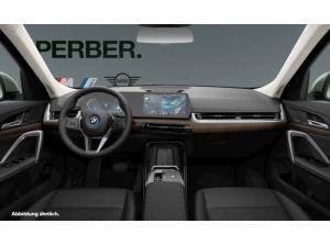 BMW iX1 eDr.20,  xLine,Premium Pkt.,AHK,Aktivsitz,Panoramadach,uvm.