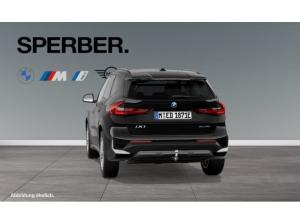 BMW iX1 eDr.20, Panoramadach,Premium Pkt.,AHK,Lenkradhzg.,uvm.