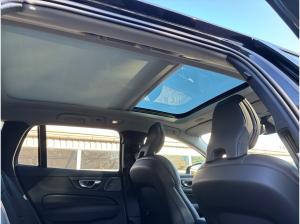 Volvo V60 T6 Twin Engine AWD Ultra Dark Plug-In