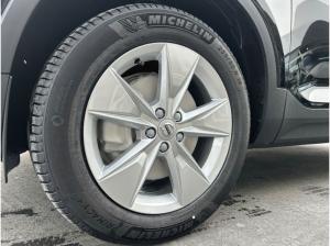 Volvo XC40 B3 Benzin Core 18'' LED SHZ Rückfahrkam. DAB ACC El. Heckklappe
