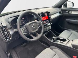 Volvo XC40 B3 Benzin Core 18'' LED SHZ Rückfahrkam. DAB ACC El. Heckklappe
