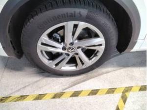 Volkswagen T-Roc 1.5 TSI R-Line DSG LED NAVI AHK KAMERA SHZ PDC LM ZV