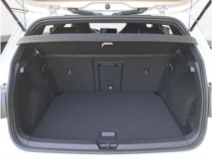 Volkswagen Golf R-Line 1,5 eTSI DSG | Navi